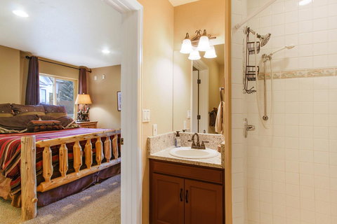 Eagles Nest At Creekside Home - Adwords Guide 38