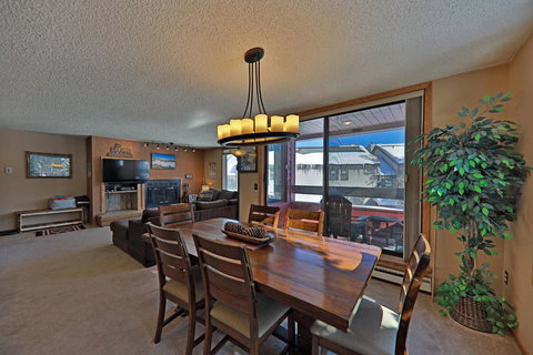 A11 Snowblaze Athletic Club Condo - Adwords Guide 13