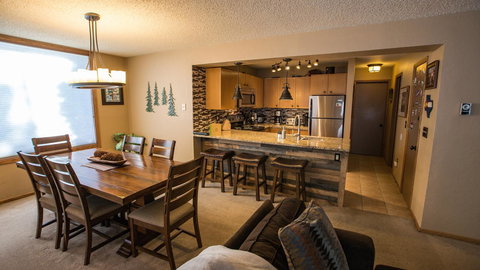 A11 Snowblaze Athletic Club Condo - Adwords Guide 25