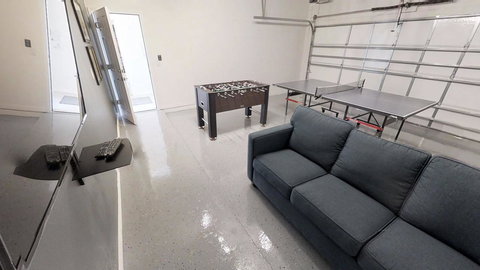 ACO Golden Palms 8 Bedroom Vacation Home With Pool (1861) - Adwords Guide 32