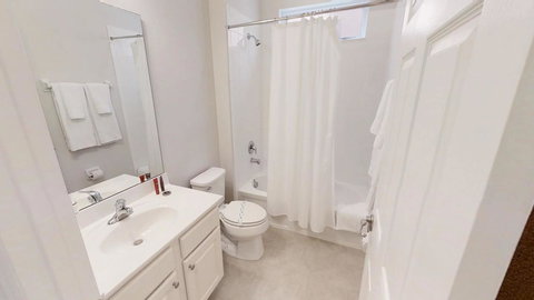 ACO Golden Palms 8 Bedroom Vacation Home With Pool (1861) - Adwords Guide 24